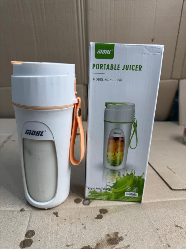 Usb Rechargeable Juicer Blender- 8 Blades- Mini Portable Personal Size Juicer 350 Ml (random Color)