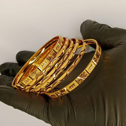 Luxurious Gold Plated Bangles For Girls | Ladies – 2 Piece Bangles | 4 Piece Churiyan | Without Box In 2.5 Inch Size | Gold Plated Bangles For Wedding | Special Occasion