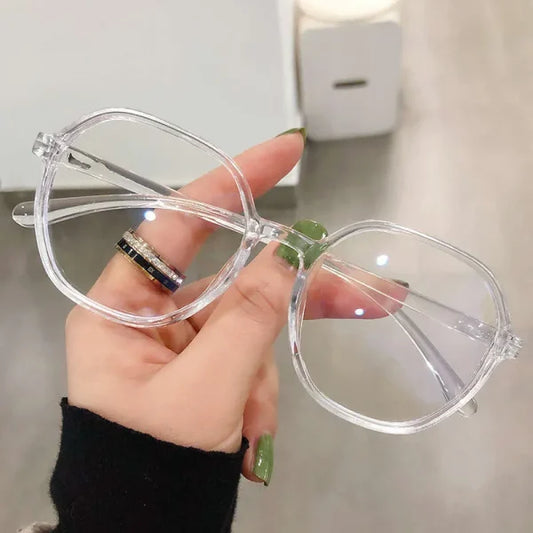Elegant Uv Protectant Sunglasses Transparent Sunglasses– Stylish & Versatile Eyewear, & Eyes Protection