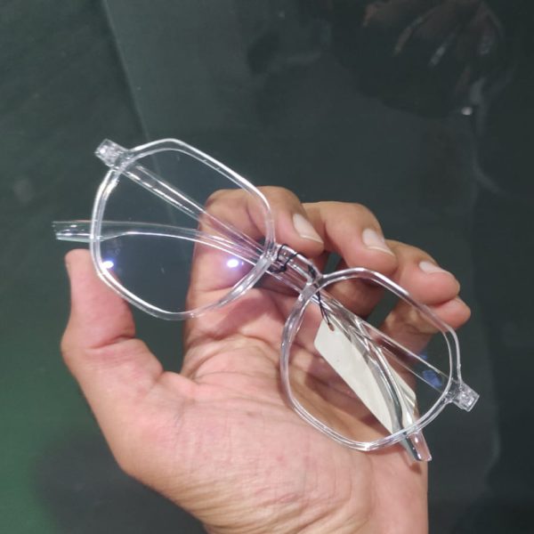 Elegant Uv Protectant Sunglasses Transparent Sunglasses– Stylish & Versatile Eyewear, & Eyes Protection